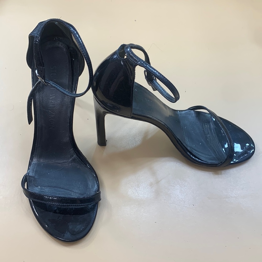 Stuart Weitzman “nudist”